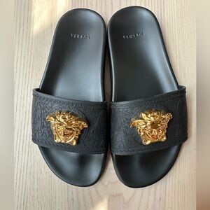 NWOT Versace Slides Sandals size 37 Women’s 7 Black
